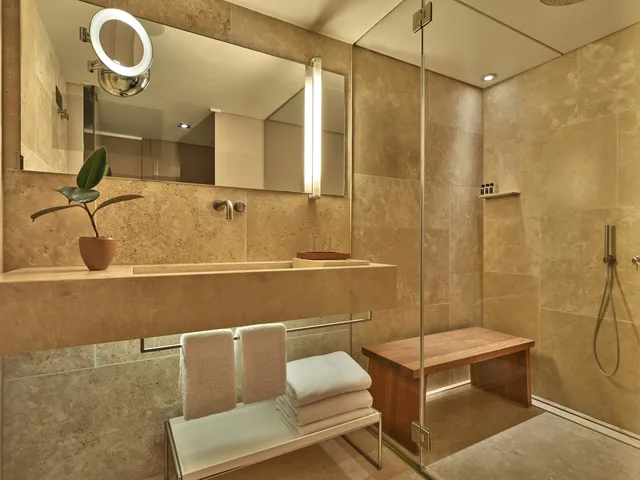 غرفة ديلوكس عائلية، Mandarin Oriental Conservatorium, Amsterdam 1/3