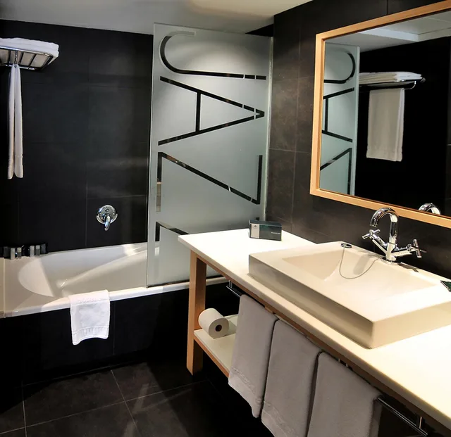 غرفة قياسية بسرير كينج، Hotel Jazz 8/10