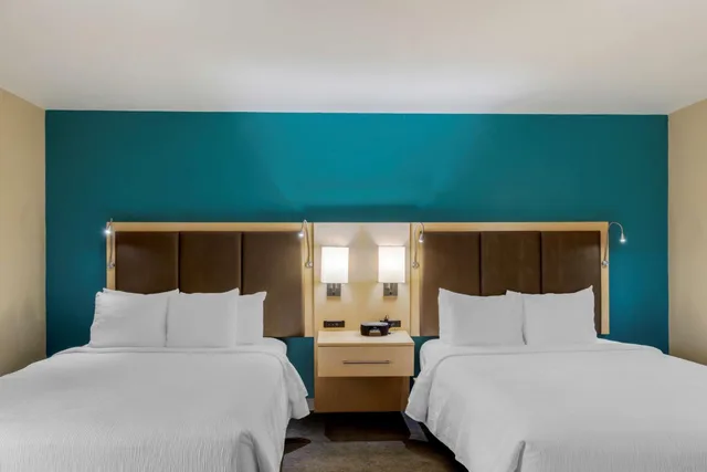 Suite, 2 Queen Beds, Accessible, Best Western Plus South Coast Inn 3/7