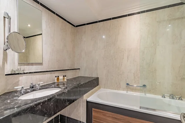 غرفة مفردة بسرير مزدوج، Wood Hall Hotel & Spa 2/2