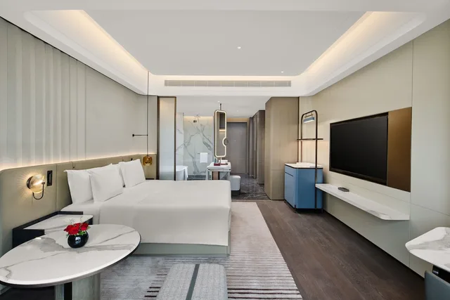 غرفة قياسية بسرير كينج، Crowne Plaza Kunshan East by IHG 3/4