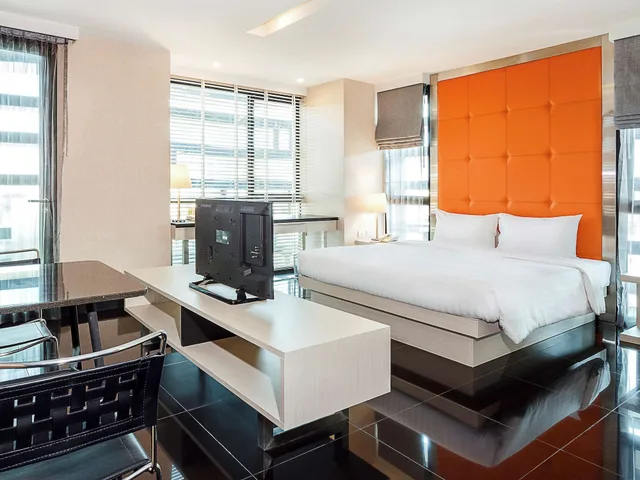 Deluxe, King Bed, Ibis Styles Chiang Mai 3/6