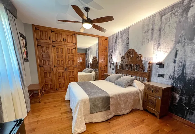 Room, Twin Beds, Posada Araceli 8/10