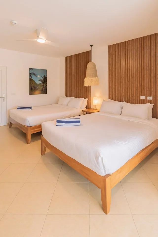 Deluxe, 2 Queen Beds, Partial Ocean View, Balcony, Hotel Santa Teresa 5/10