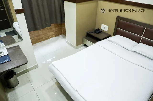 غرفة ديلوكس بسرير مزدوج، Oyo Rooms Mumbai Central 2/2
