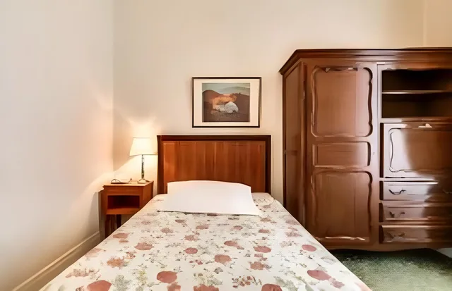 غرفة كلاسيكية مفردة بسرير فردي، Normandy Hotel Paris - Saint-Honore 1/2