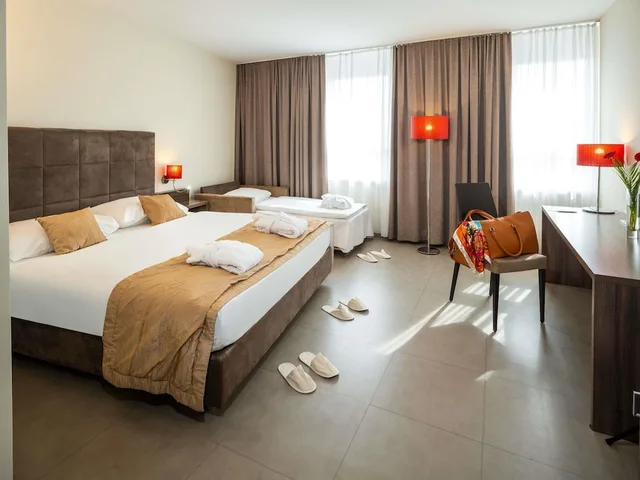 غرفة بريفيليج بسرير كوين، Mercure Graz City Hotel 1/10