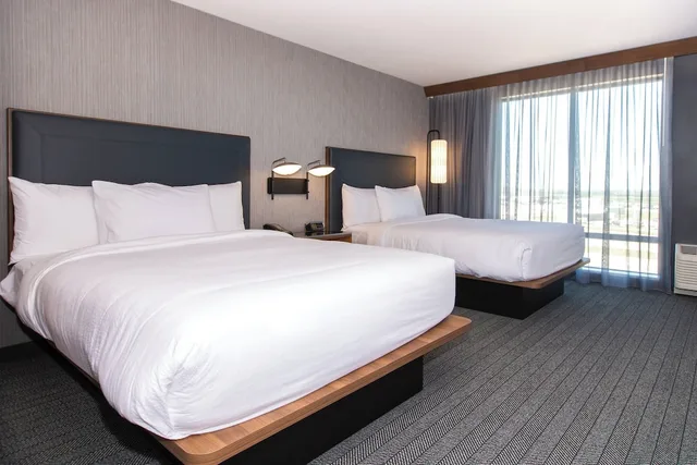 جناح استوديو بسريرين كوين بإطلالة على الفناء مع أريكة، Courtyard by Marriott Rapid City 2/6