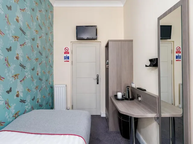 Outdoor، OYO Bakers Hotel London Victoria 2/2
