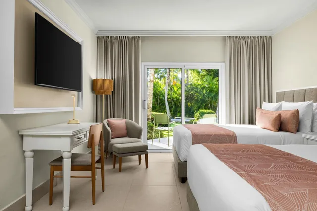 Standard, 2 Queen Beds, Tropical View، Wyndham Alltra Punta Cana All-Inclusive Resort Hotel 1/5