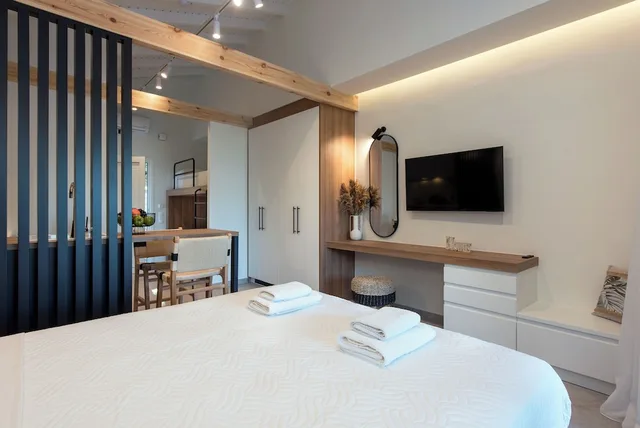 Deluxe, Studio, Double and Bunk Bed, Mini Pool، Anita Village 3/6