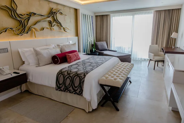 Diamond Club, Junior Suite, Luxury, Ocean View, Sofa، Royalton Riviera Cancun An Autograph Collection All Inclusive Resort Casino 1/1