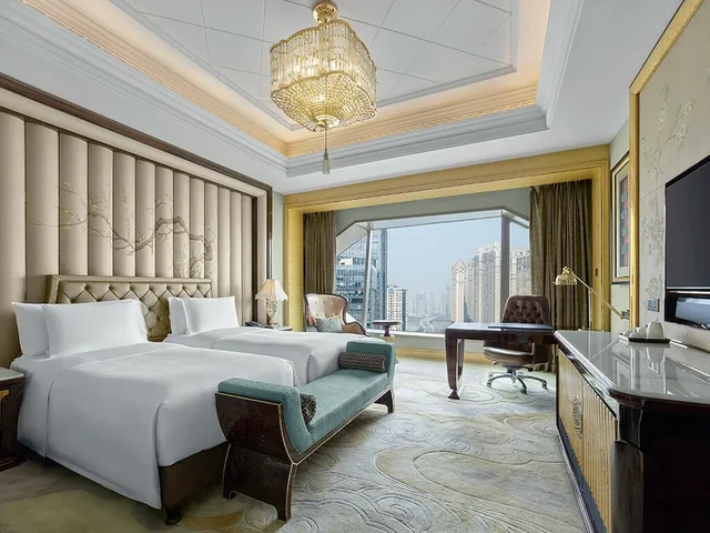 Hollywood, Deluxe, Twin Beds، Wanda Reign Wuhan 1/5