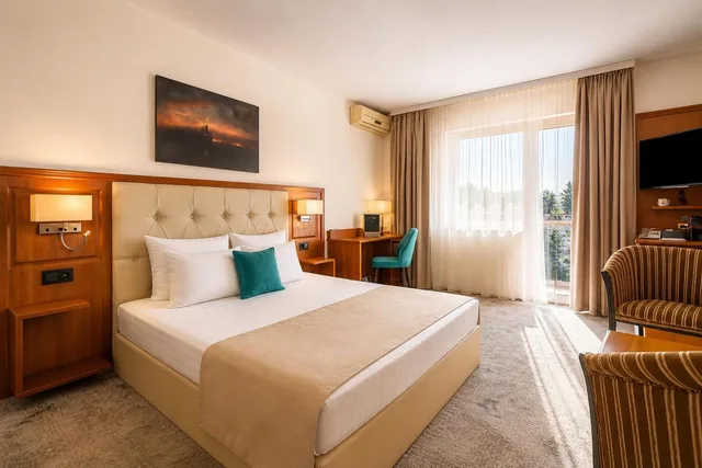 غرفة سوبيريور بسرير مزدوج أو سريرين منفصلين، Hotel Athos R M T 7/10
