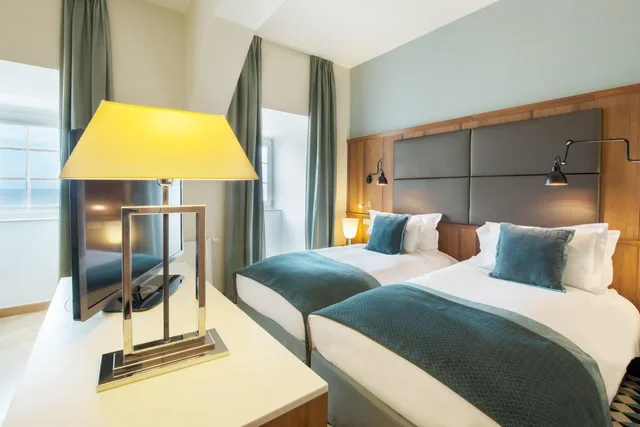 Luxury, Twin Beds, Sea Side, No Balcony، Sofitel Grand Sopot 7/9