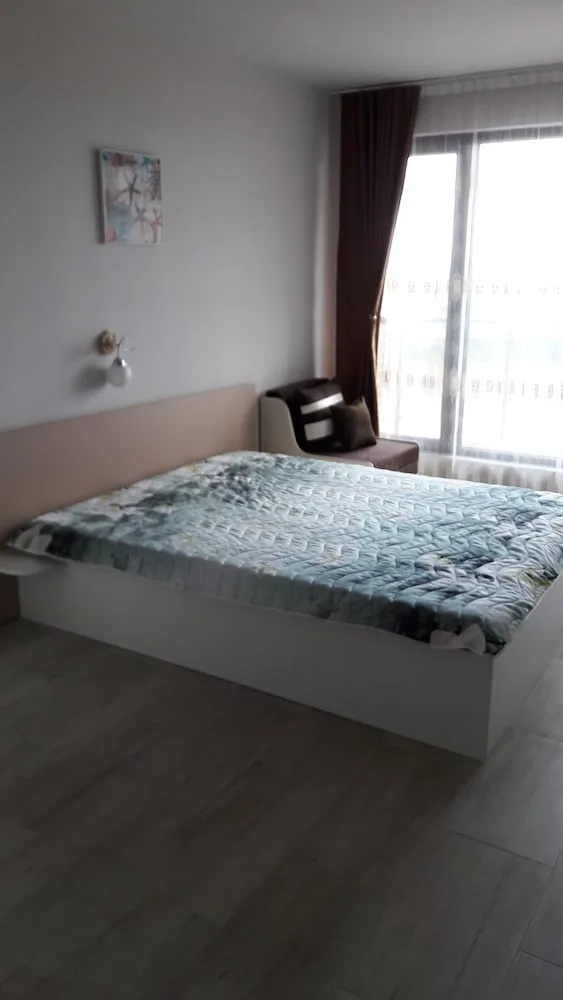 استوديو بسرير مزدوج بإطلالة على البحر بشرفة مع أريكة، Apart Hotel Iglika 2/5
