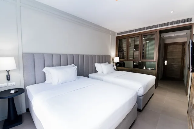 Superior, 2 Queen Beds, Pool Access، Sugar Marina Resort Cliffhanger Aonang 4/10
