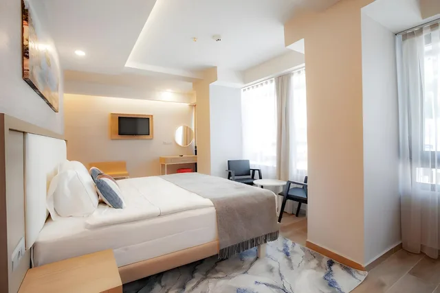 غرفة فاخرة بسرير كوين، Old Town Point Hotel & Spa Antalya 1/1