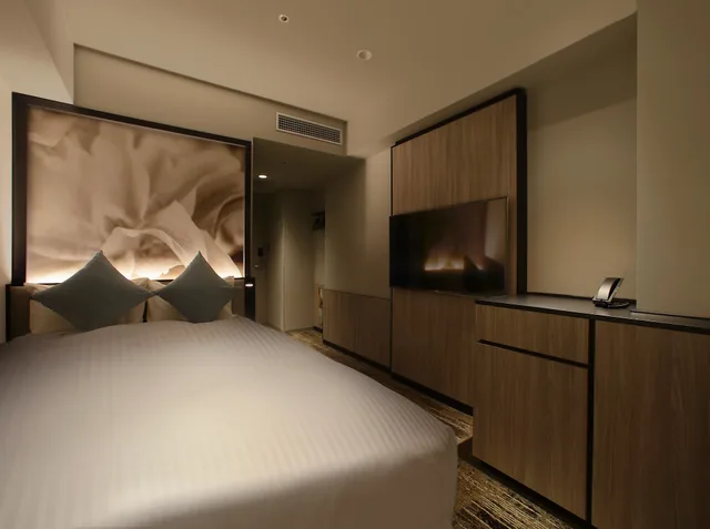 Moderate, Double Bed، Oriental Hotel Universal City 1/1