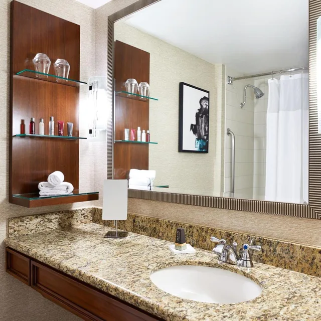 غرفة بسريرين كوين، Delta Hotels Phoenix Mesa 6/7