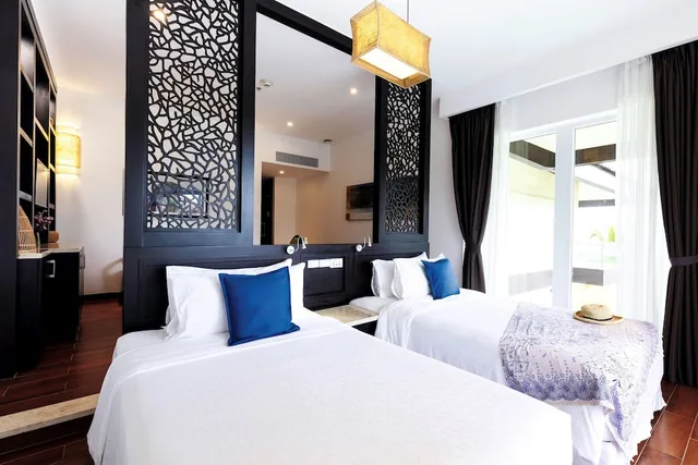 جناح جونيور سوبيريور بسرير كينج بإطلالة على الحديقة، ROBINSON Nam Hoi An 2/4