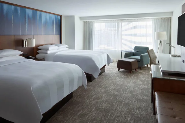 غرفة تقليدية بسريرين مزدوجين، Toronto Marriott City Centre Ex Renaissance Toronto Hotel 1/6