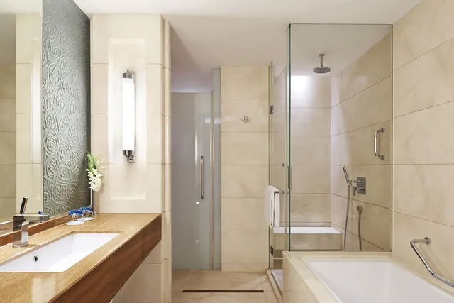 Deluxe, King Bed, City View, Sheraton Jinan Hotel 5/7
