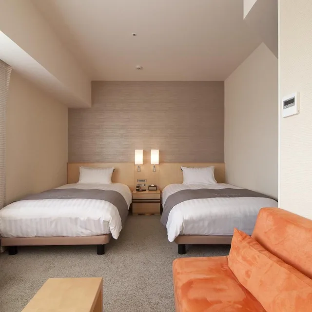 غرفة بسريرين منفصلين بإطلالة على الجبل، Cocochee Hotel Numazu 1/6
