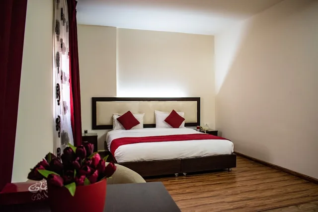 جناح جونيور بسرير مزدوج، Al Murjan Palace Hotel, Jounieh 5/10
