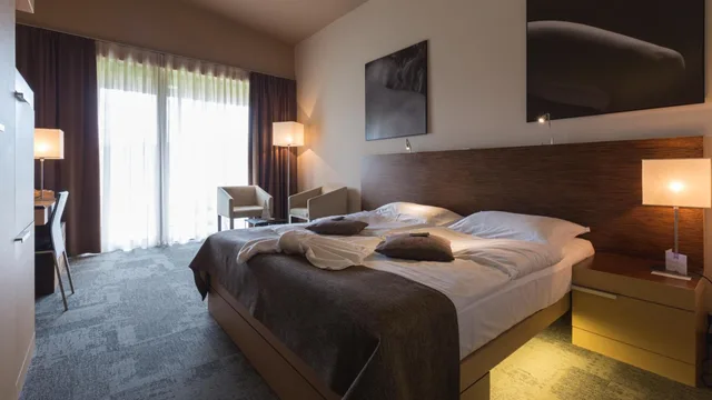 غرفة قياسية بسرير مزدوج أو سريرين منفصلين بإطلالة على المسبح، Sotelia Hotel 5/10