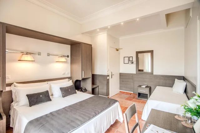 غرفة قياسية بسرير مزدوج أو سريرين منفصلين، Hotel Mirti 3/10