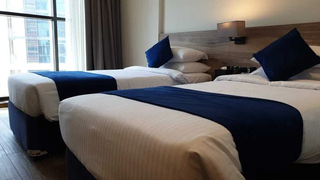 غرفة قياسية بسريرين منفصلين، Kingsgate Canal 3/7