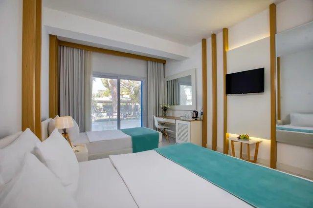 غرفة سوبيريور بسريرين منفصلين، Labranda Tmt Bodrum Resort Hotel 3/3