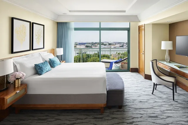 1 Bedroom, Harbor, Suite, King Bed, Sofa، The Reef Atlantis, Autograph Collection 1/1