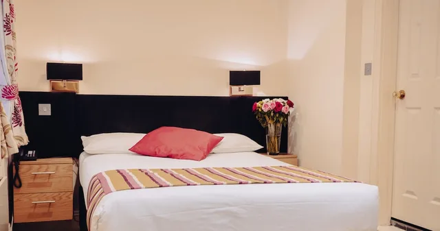 غرفة كلاسيكية بسرير مزدوج، Athena 4/10