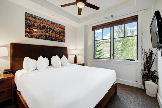 4 Bedrooms, Condominium, Condo, Platinum, King Bed, 3 Queen Beds, Sofa, One Ski Hill Place A Rockresort 4/10