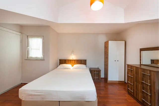 2 Bedrooms, Apartment, 1 Double and 4 Single Beds, Dualis Hotel 2/9