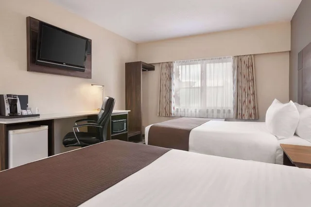 غرفة بسريرين كوين، Baymont by Wyndham Medicine Hat 4/10