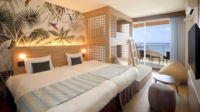 غرفة قياسية بسريرين منفصلين وسرير بطابقين في المبنى الرئيسي، Hotel Breezebay Marina 1/1