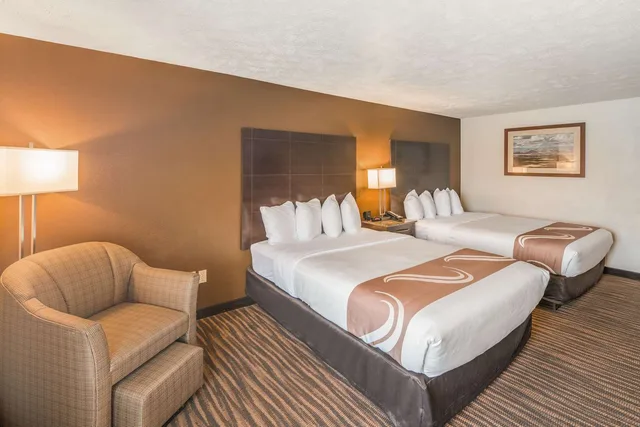 غرفة بسريرين كوين، Quality Inn and Suites Downtown Walla Walla, WA 2/3