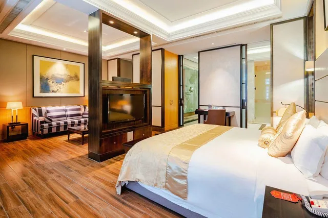 غرفة تنفيذية بسرير كوين، Eadry Royal Garden Hotel Haikou 1/1