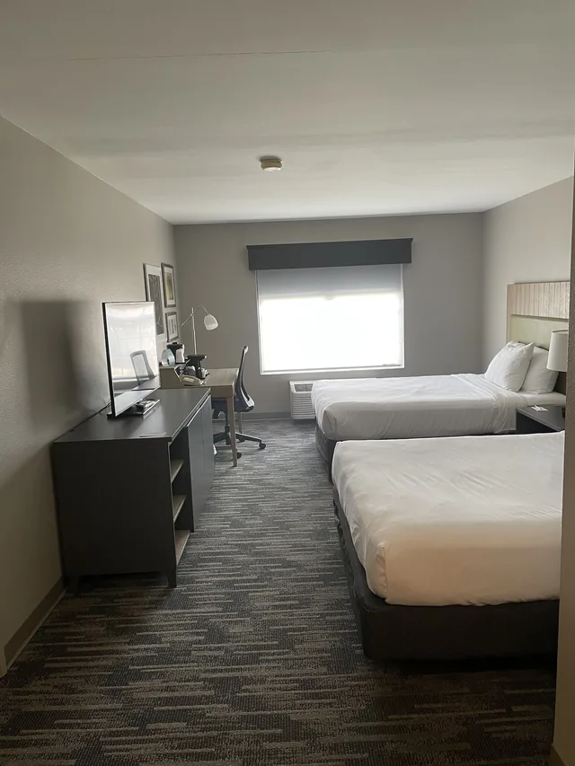 غرفة بسريرين كوين، Country Inn & Suites by Radisson, Monona - Madison East 5/9