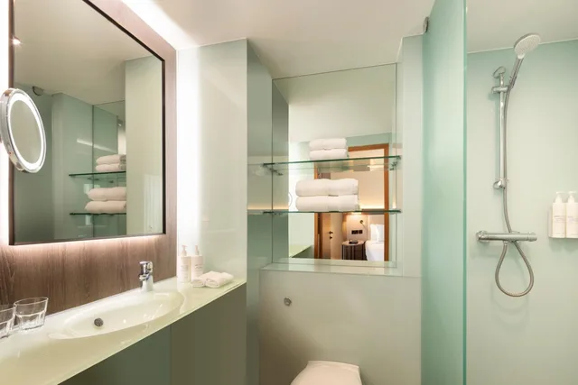 غرفة بسريرين مزدوجين، AC Hotel by Marriott Birmingham NEC and Airport 8/8