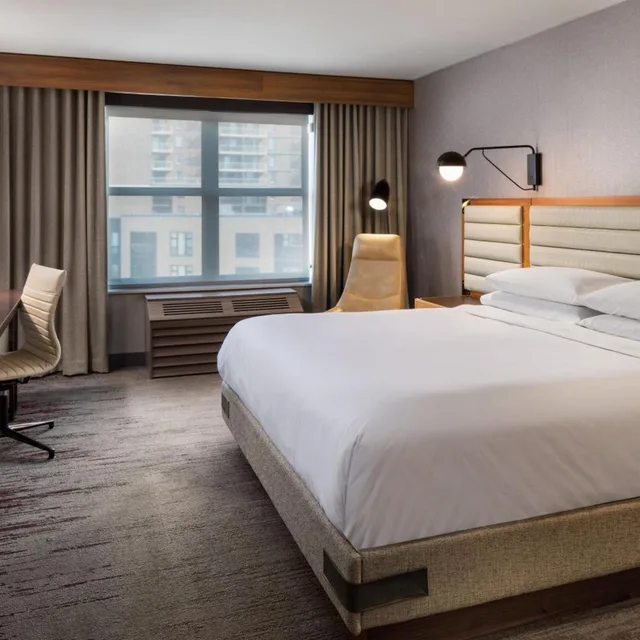 Room, Club Floor، The Depot Renaissance Minneapolis Hotel 1/4