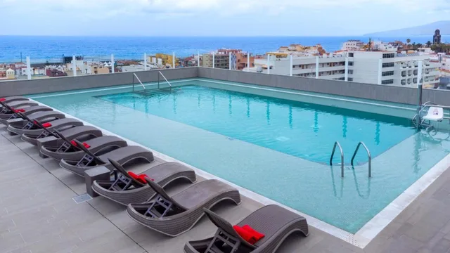 جناح جونيور بثلاثة أسرّة مع أريكة، Hotel AF Valle Orotava 1/1
