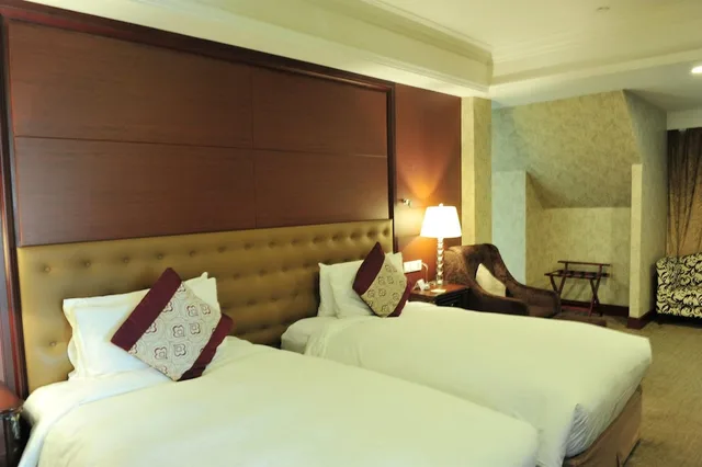 غرفة قياسية بسريرين منفصلين، Wyndham Shanghai Hongqiao 1/8