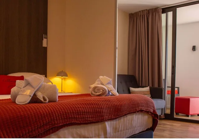 Junior Suite, Queen Bed, Sofa, Balcony or Terrace، Hotel Madeloc 4/10