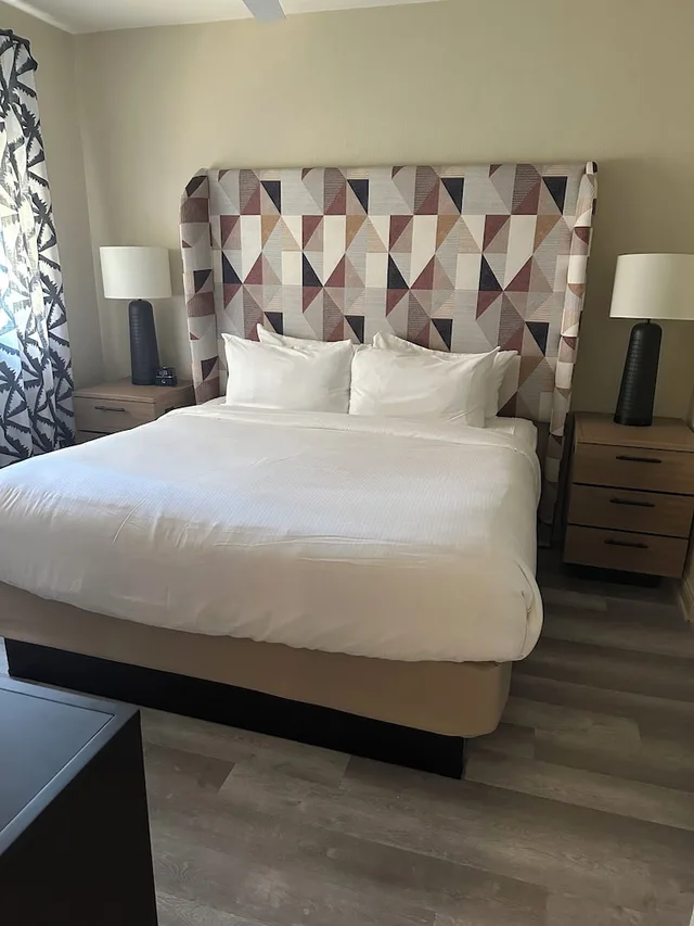 Deluxe, Suite, King Bed, Sofa, Kitchen, Bluegreen Vacations Club 36 An Ascend Collection Resort 3/10