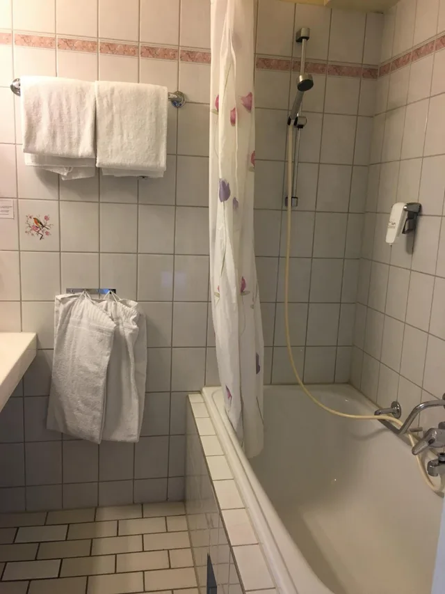 Family, Bergstadens Hotel 7/8