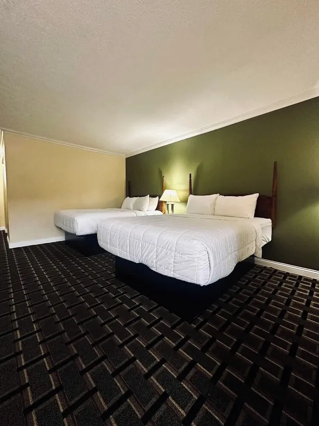 غرفة قياسية بسريرين كوين، Quality Inn Harrodsburg-Danville 3/9